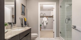 AMLI at Uptown Gallery 8