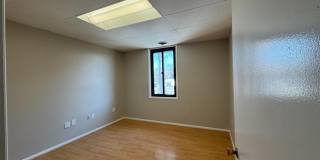 311 MAPLE AVE W #C Gallery 16