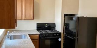 2233 North Columbus Boulevard Gallery 5