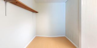 Spacious 5-Bedroom, 4-Bathroom Home  1 MONTH FREE RENT ( 10 Walnut St) Gallery 9