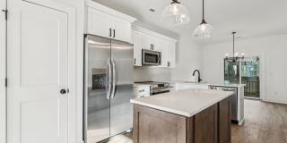 5015 Grayton Alley Gallery 88