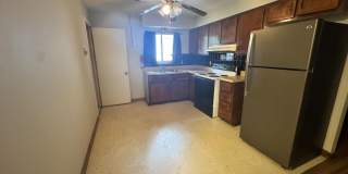 2203-2205 McGuffey Rd. Gallery 6