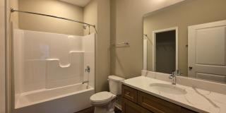 Chestnut - 2Br/2Ba Rental Home - First Floor Gallery 16