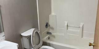 1013 North 7th Street Gallery 7