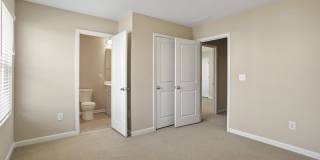 210 Adobe Place Gallery 32