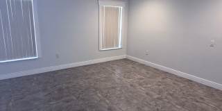3 Bedroom, 2 Bathroom with nice yard, close Epic Universe, SeaWorld and Convention Center Gallery 13