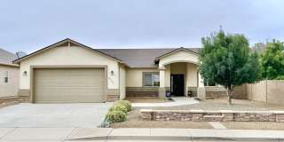 6622 E Farmstead Road Gallery 1
