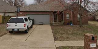Large 3 Bed | 3 Bath | Jenks Gallery 1