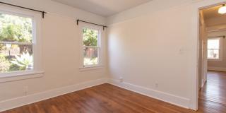 Charming North Park 2 Bedroom with Washer/Dryer, Backyard & Parking! Gallery 17