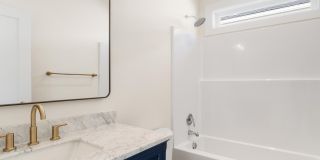 480 Southeast Reed Market Road Gallery 18