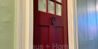 906 Penn Avenue Gallery 1