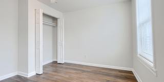 1138 W LOMBARD Street Gallery 9