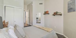 2440 W HORATIO STREET Gallery 10