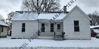 2 Bedroom Spacious House Gallery 1