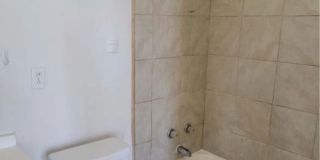 5742 W. Chicago Avenue - 2 East Gallery 11