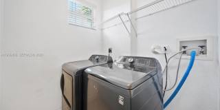 3640 Northeast 4th Street Gallery 13