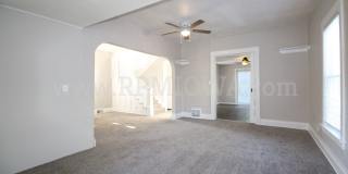 CHARMING!! 3 bedroom, 1.5 Bath Home in Des Moines Gallery 6