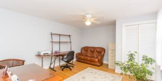 4113 N Southport Avenue Gallery 28