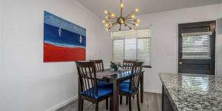 Fully Furnished Home in Putnam Heights + All Appliances Gallery 16