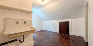 226 Brightwood Avenue Gallery 16