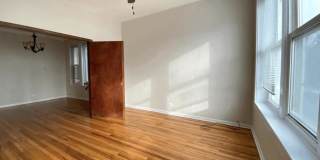 2246 W Armitage Gallery 6