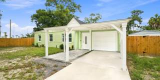 St. Andrews 4 Bedroom/2 Bath Gallery 1