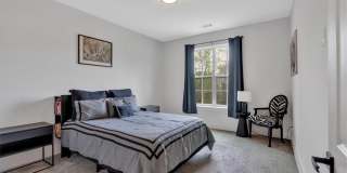 6890 Peachtree Dunwoody Road Gallery 13