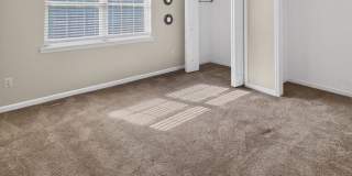 RATE DROP ALERT (was $2200/month) and MOVE-IN SPECIAL: 1st FULL MONTH'S RENT FREE* Gallery 16