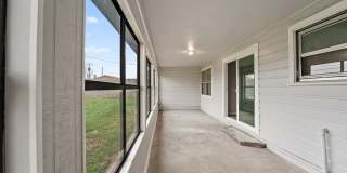 1401 E 18th St Gallery 8