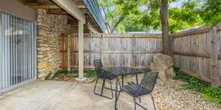 Kenilworth Gallery 7