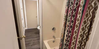 Cozy & Large 2 Bed 1.5 Bath in Lowell! Gallery 11