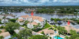 827 Oak Harbour Drive Gallery 58