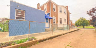 2241 KNORR Street Gallery 28