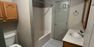 3 bed 1 bath with huge backyard Gallery 7