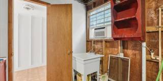 530 S JACKSON AVENUE Gallery 39