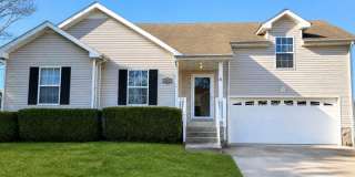 Spacious Ranch Living with Bonus Room & Big Backyard — Minutes from Fort Campbell! Spacious Ranch Living with Bonus Room & Big Backyard — Minutes from Fort Campbell! Gallery 1
