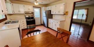 3 Bedroom, 2.5 Bath House in Hethwood w/ Pool access Gallery 1