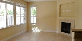 3 BEDROOM VACAVILLE BEHIND KAISER HOSPITAL *STAR RENTALS Gallery 5