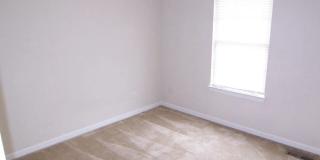 Middle River Townhome! Gallery 11