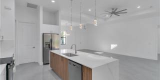 2603 27th Street W Gallery 13