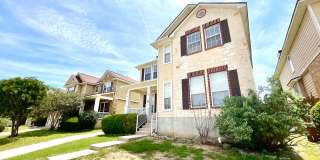 **APPLICATION RECEIVED** MOVE IN SPECIAL Charming Two-Story Home in Stone Oak With Fenced Backyard! Gallery 5