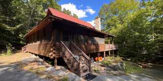 Winter Getaway Log Cabin in Meredith, NH — 2 Bed / 2 Bath (Large, Cozy, Woodsy!) Gallery 1
