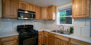 2 bedroom duplex in central Fort Collins. 2 bedroom duplex in central Fort Collins. Gallery 5