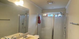 Cute 4 Bedroom Near Downtown for Pre-Lease Gallery 17