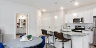 Obsidian on Glendale Gallery 7