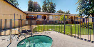 Charter Oaks Gallery 22