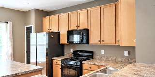 Pet-Friendly Pavilions at Pantops Townhome Gallery 1
