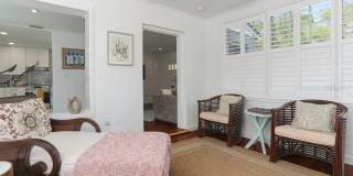 4014 W PALMIRA Avenue 4014 W PALMIRA Avenue Gallery 21