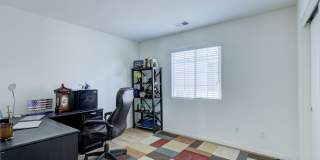 Experience the Best of Lincoln Crossing Living! — $500 Off First Month’s Rent if You Move In by 08/21! Gallery 18