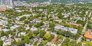 1305 SE 1st St Gallery 15